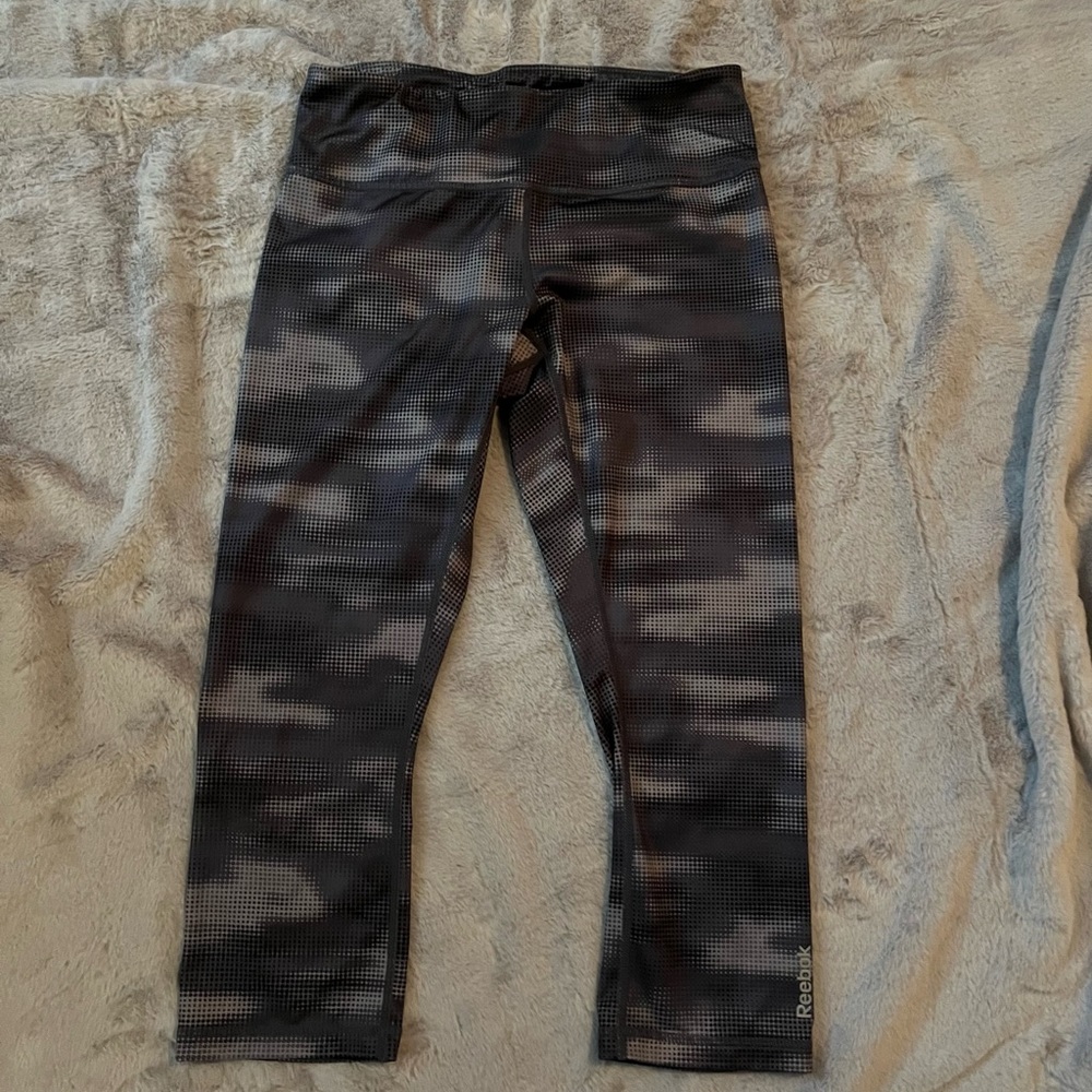 Size small Reebok capri leggings